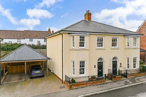 4 bedroom semi-detached house for sale, Three Fields Road, Tenterden, Kent, TN30