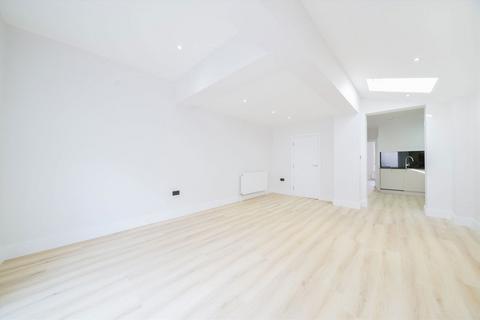 5 bedroom terraced house for sale, Meyrick Road, London NW10