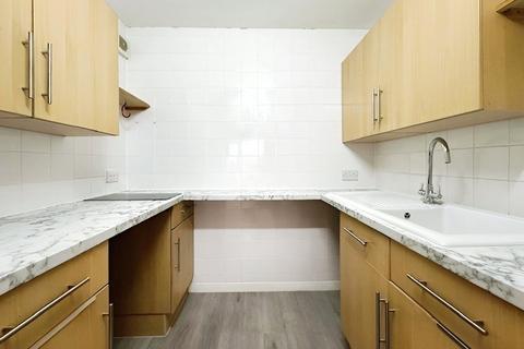 1 bedroom apartment for sale, Ashcroft Gardens, Cirencester, Gloucestershire, GL7