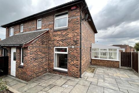 3 bedroom semi-detached house to rent, Greenbank, Athersley North, Barnsley