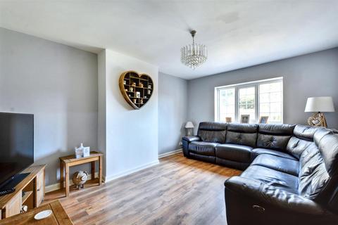 3 bedroom semi-detached house for sale, Garfield Avenue, Draycott