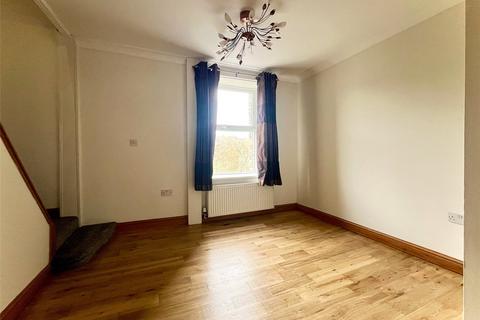 3 Oldham Road, Uppermill, Oldham, OL3 6HY