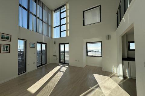 3 bedroom apartment for sale, Maritime Quarter, Swansea