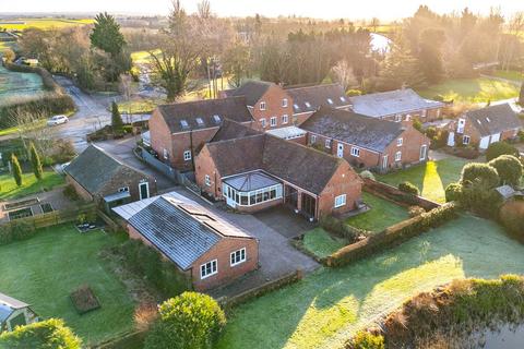 3 bedroom barn conversion for sale, Walton, Telford, Shropshire, TF6