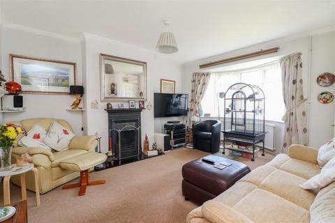 2 bedroom end of terrace house for sale, Broadwood Close, Horsham