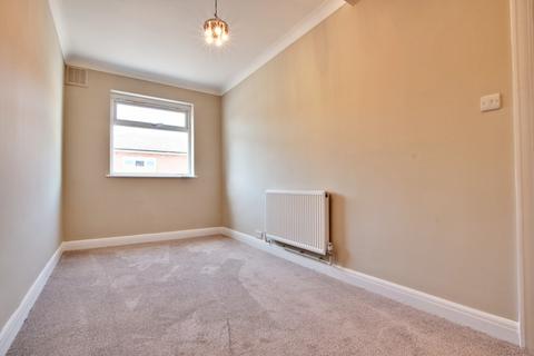 2 bedroom apartment to rent, Station Square, Orpington BR5