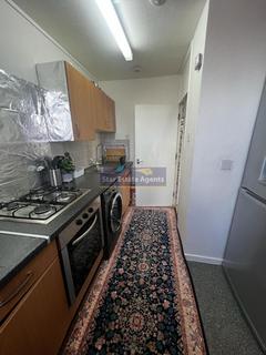 2 bedroom flat for sale, London UB1