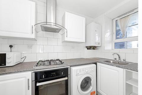 3 bedroom flat for sale, Green Hundred Road, Peckham, London, SE15