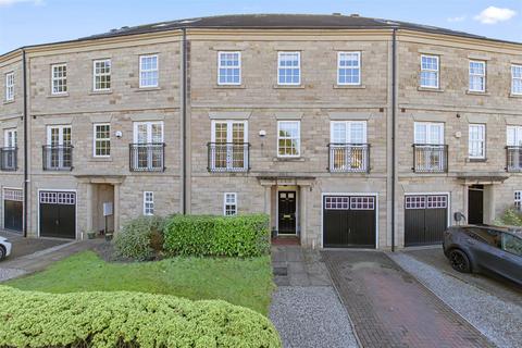 4 bedroom terraced house for sale, Ron Lawton Crescent, Ilkley LS29