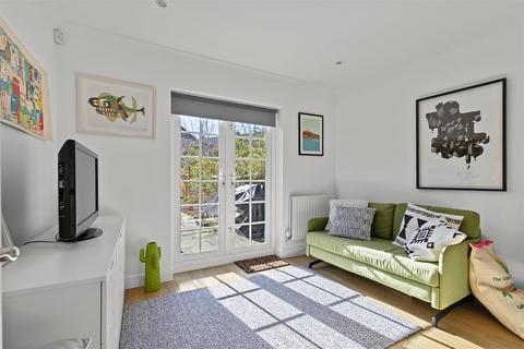 4 bedroom terraced house for sale, Ron Lawton Crescent, Ilkley LS29