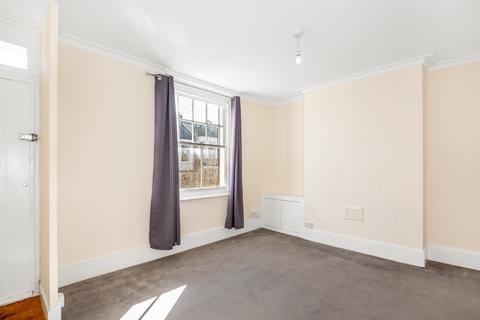 2 bedroom flat to rent, Woodland Terrace, Charlton, SE7