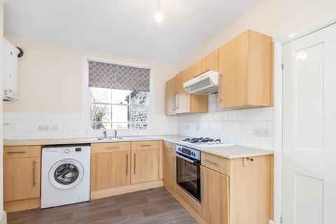 2 bedroom flat to rent, Woodland Terrace, Charlton, SE7