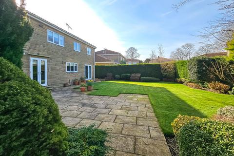 5 bedroom detached house for sale, The Lawns, Harrogate, HG2