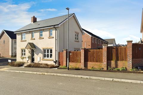 3 bedroom detached house for sale, Hanratte Close, Abergavenny NP7