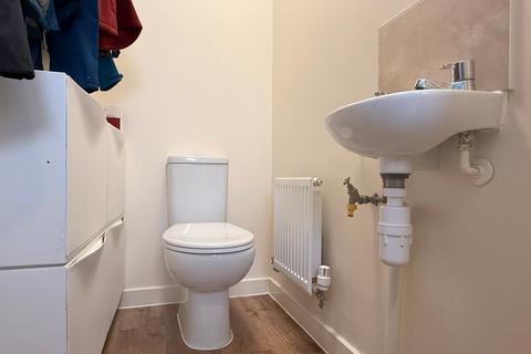 1 Hanratte Close, Llantilio Pertholey, Abergavenny, NP7 6PT