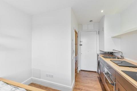 Studio for sale, Stamford Brook Avenue, London, W6