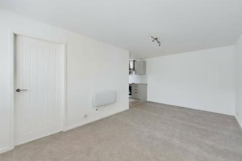 Studio for sale, Badgers Walk East, Lytham St. Annes, Lancashire, FY8 4BS