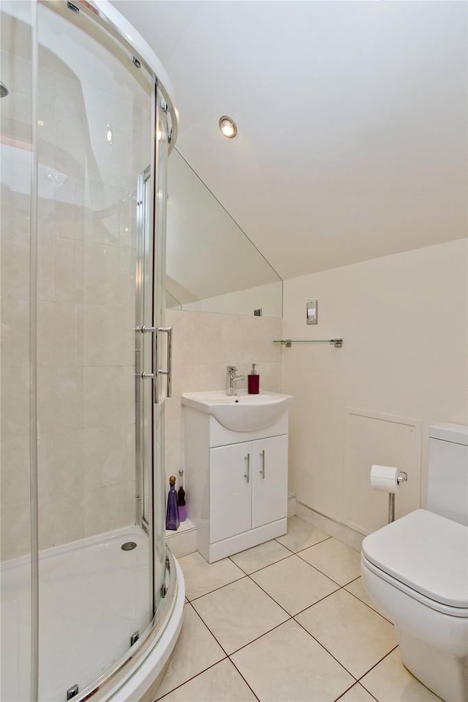 Bedroom Two En Suite