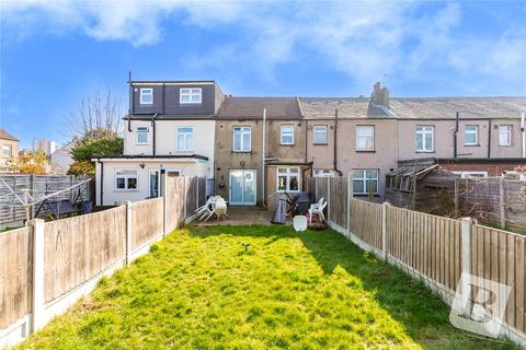 3 bedroom terraced house for sale, Marshalls Road, Romford, RM7