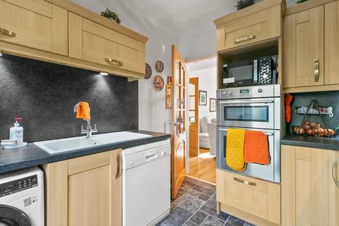 4 Ashtree Grove, Newton Mearns, Glasgow, G77 6AL