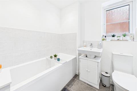 83 Trinder Road, Wokingham, RG41 1BH
