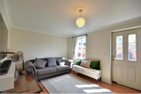 2 bedroom house to rent, Carmichael Close, Ruislip, HA4