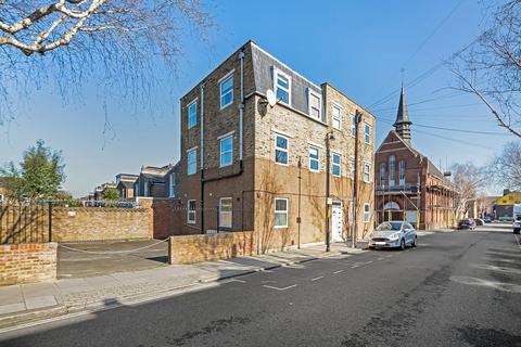 1 bedroom flat for sale, Waghorn Street, Peckham Rye, London, SE15