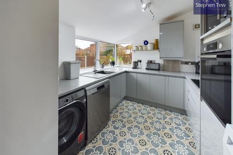 95 Dunelt Road, Blackpool, FY1 6LT