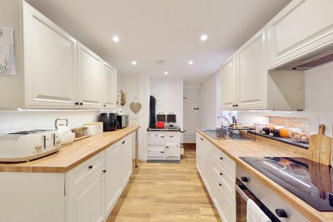 7 Crossmead, Lynton, EX35 6DG