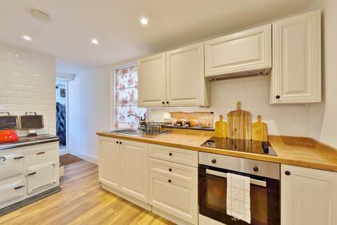 7 Crossmead, Lynton, EX35 6DG