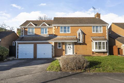 4 bedroom detached house for sale, Whitefield Crescent, Peatmoor, Swindon, SN5