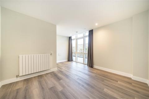 3 bedroom apartment to rent, Astell Road, London, SE3