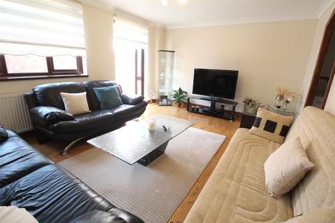 undefined, Lytchet Way, Middlesex EN3