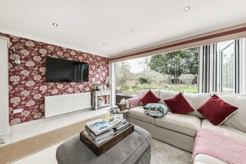 5 bedroom house to rent, Ember Lane, Esher KT10