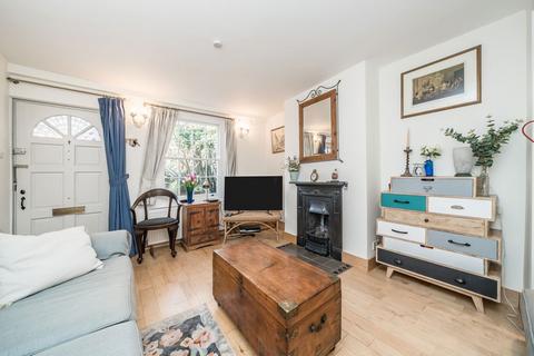 2 bedroom house for sale, Ferry Road, Twickenham TW1