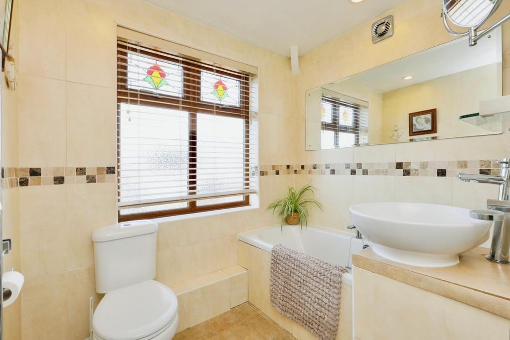 Familty bathroom