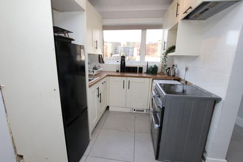 2 bedroom terraced house for sale, Snydale Road, Cudworth