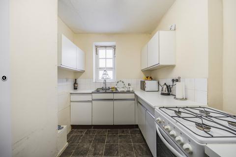 2 bedroom flat to rent, Lambeth Walk London SE11