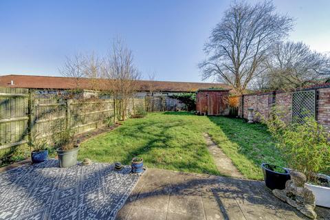 3 bedroom end of terrace house for sale, Chiltington Close, Burgess Hill, West Sussex, RH15