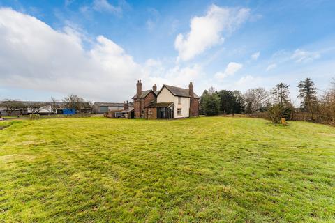 4 bedroom detached house for sale, Warrington Road, Widnes WA8