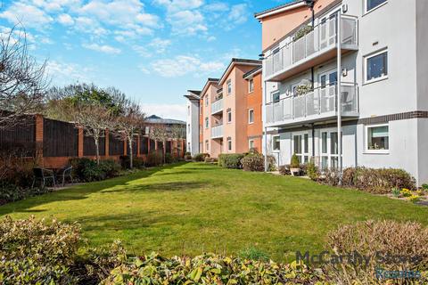 1 bedroom apartment for sale, Benedict Court, Western Avenue, Newbury, Berkshire, RG14 1AR