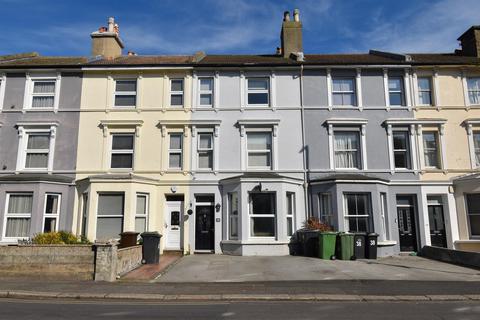 5 bedroom terraced house for sale, Elphinstone Road, Hastings