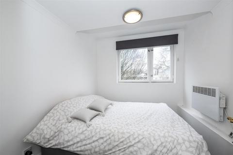 1 bedroom flat for sale, DEVONPORT, 23 SOUTHWICK STREET, London, W2