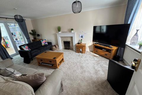 35 Avill Crescent, Taunton, TA1 2PL