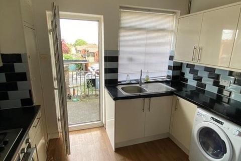 2 bedroom flat to rent, Uxbridge Road, Hayes, UB3