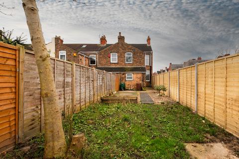 3 bedroom terraced house to rent, Roberts Street, Grimsby, DN32