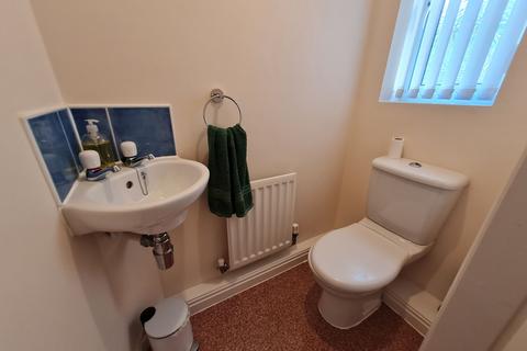 3 bedroom semi-detached house to rent, Chorley, Chorley PR7