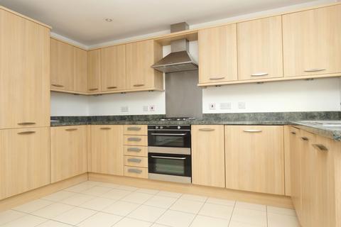 2 bedroom flat to rent, Wicketts End, Whitstable, CT5