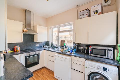 25 Sturdon Road, Bristol, BS3 2BA