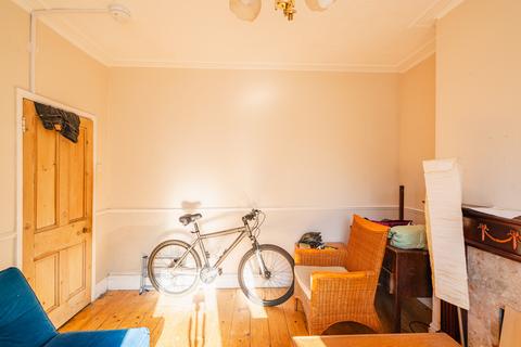 25 Sturdon Road, Bristol, BS3 2BA